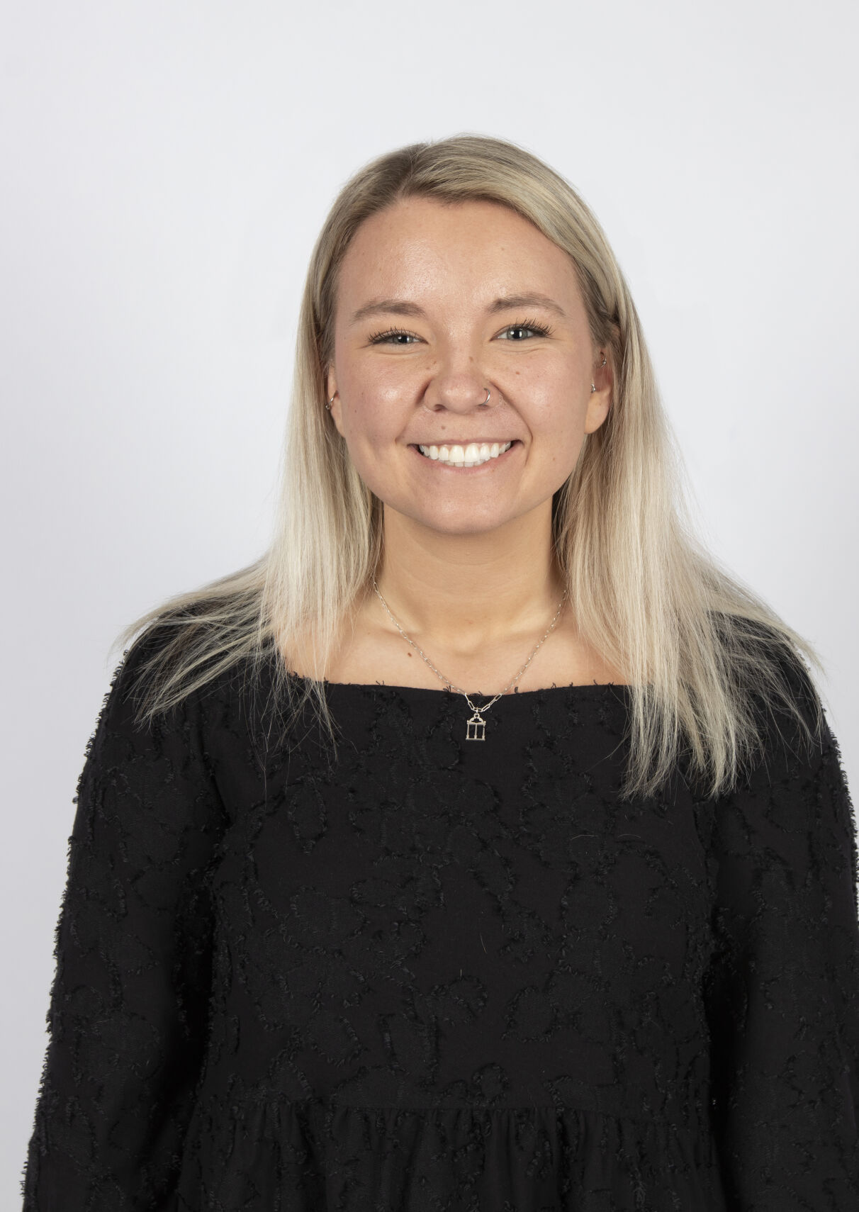Molly Linder, Sports Writer